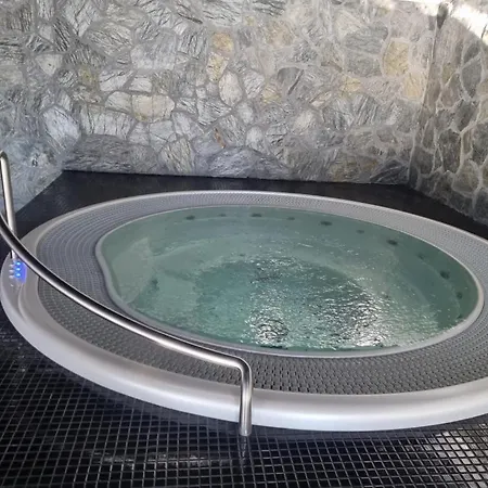 Апартаменти A2 Domitu Z Basenem, Sauna, Jacuzzi - 5d *